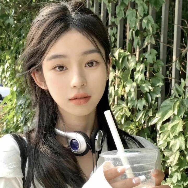 重生后我抢了仇人未婚妻